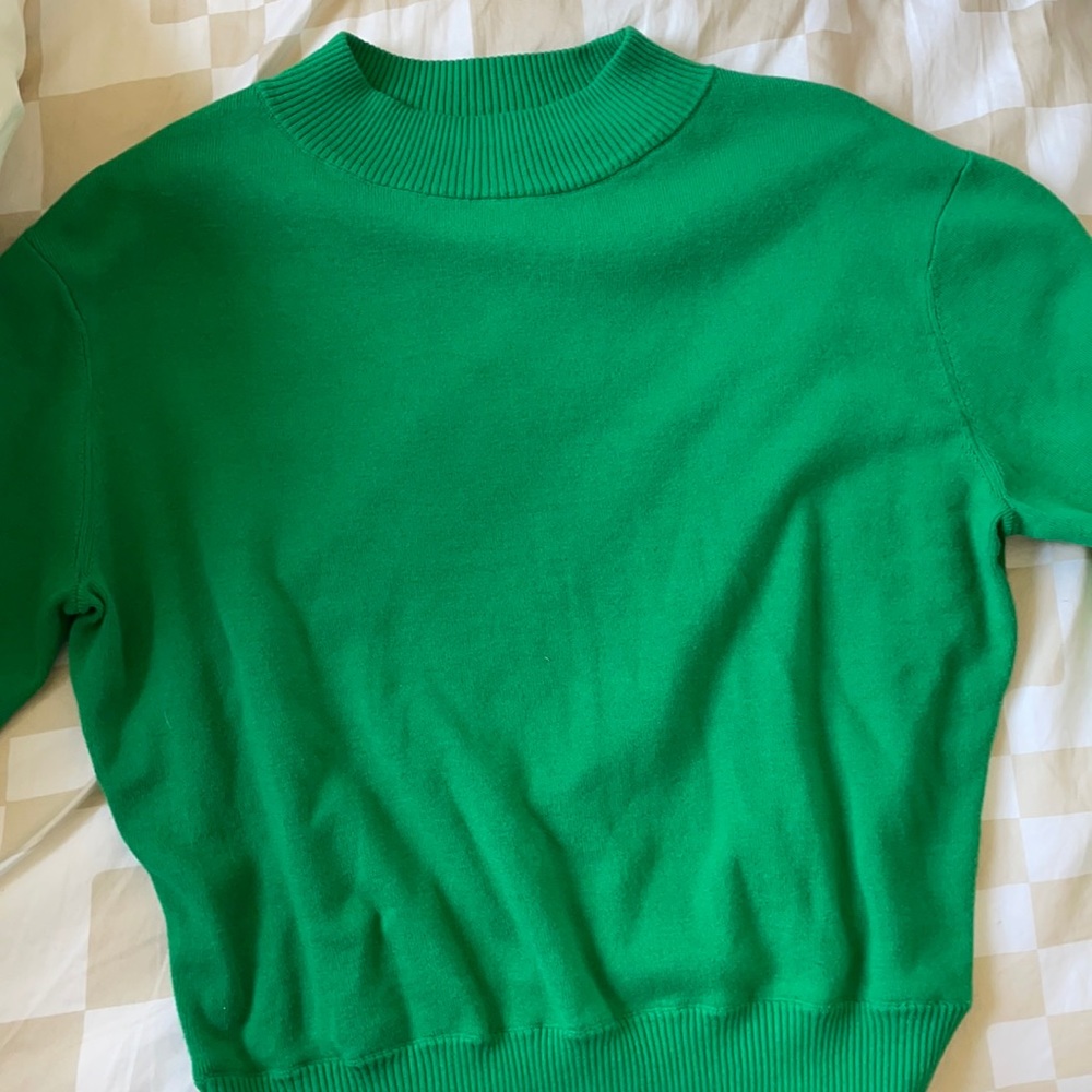 Entireworld Type D Sweater